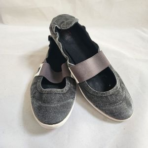 Nine West Charcoal Gray Casual Flats Sz 8